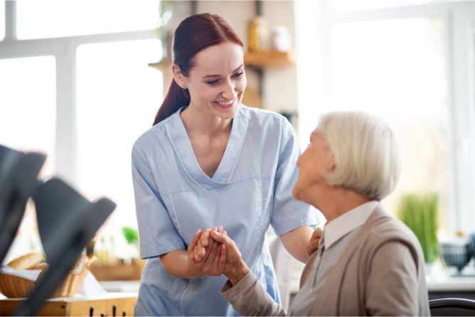 reasons-why-you-should-hire-an-in-home-caregiver